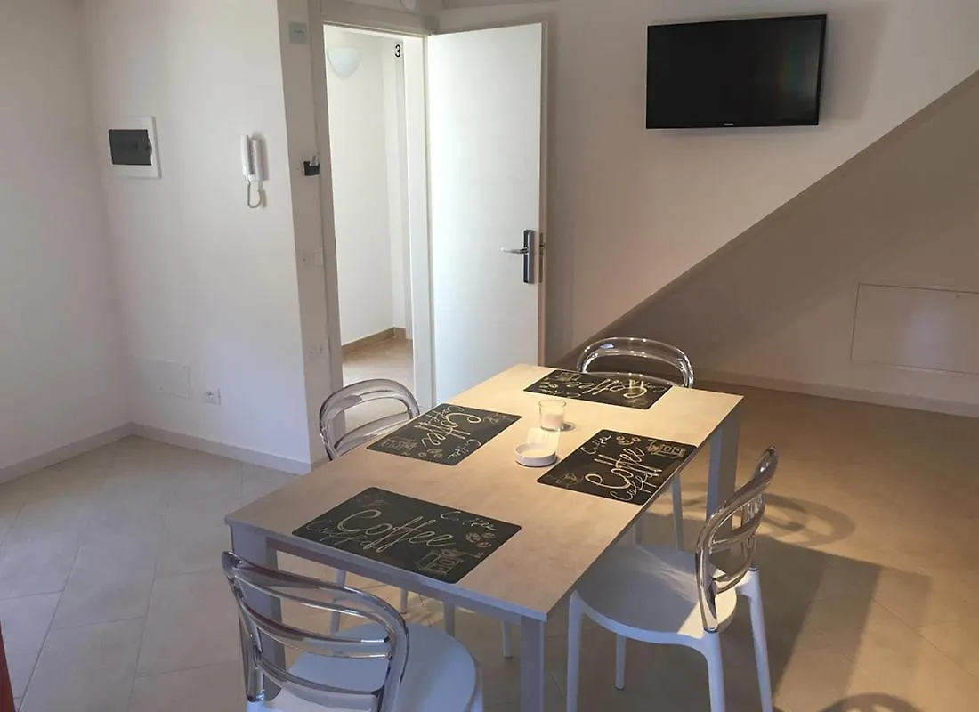 Agriturismo Le Anze توري ديل بيناكو مزرعة للإقامة