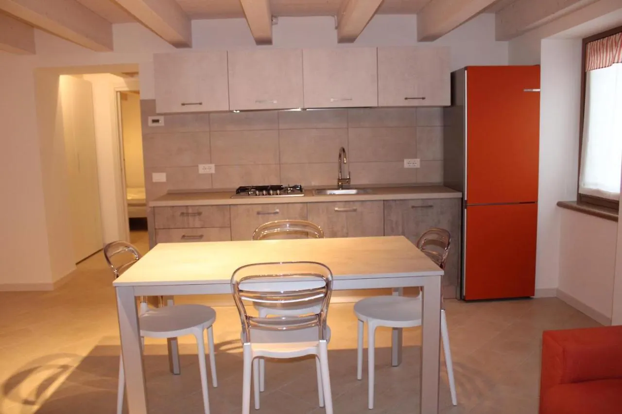 مزرعة للإقامة Agriturismo Le Anze توري ديل بيناكو